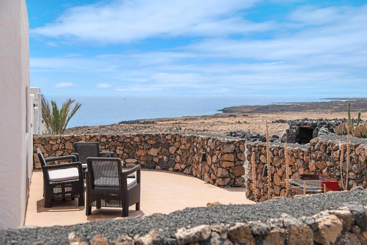 Playa Marina Eco Beach And Pool Bungalow Mala View 阿列塔 外观 照片